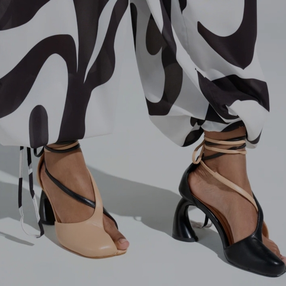 Azalea Wang Rosendo Tan And Black Wrap - Picture 2 of 7